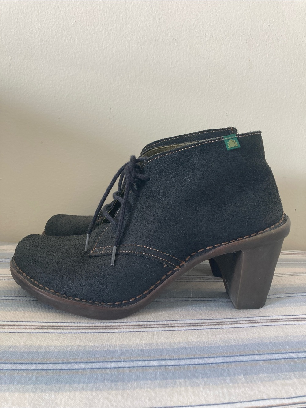 El Naturalista Black Suede Lace-Up Ankle Booties